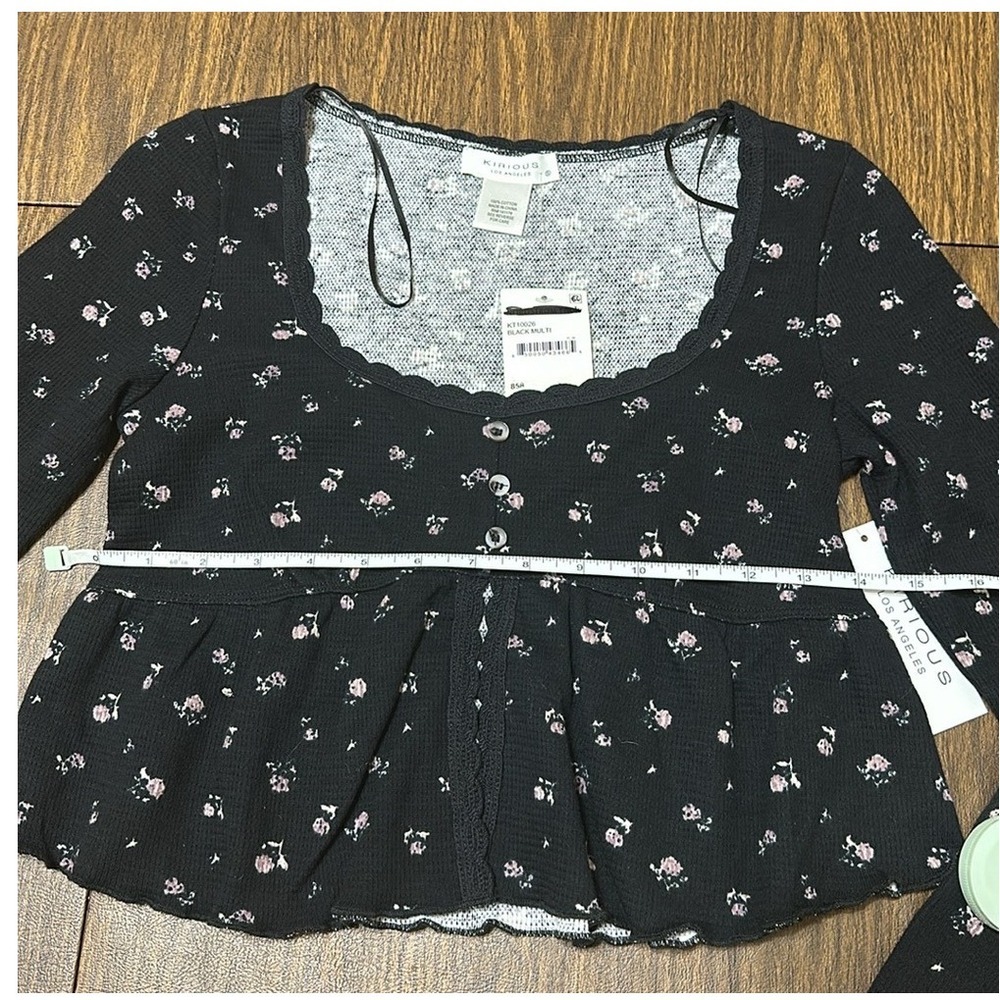 Kirious Los Angeles Black Floral Waffle Knit Peplum Top Long Sleeve KT10026 S - Picture 5 of 14